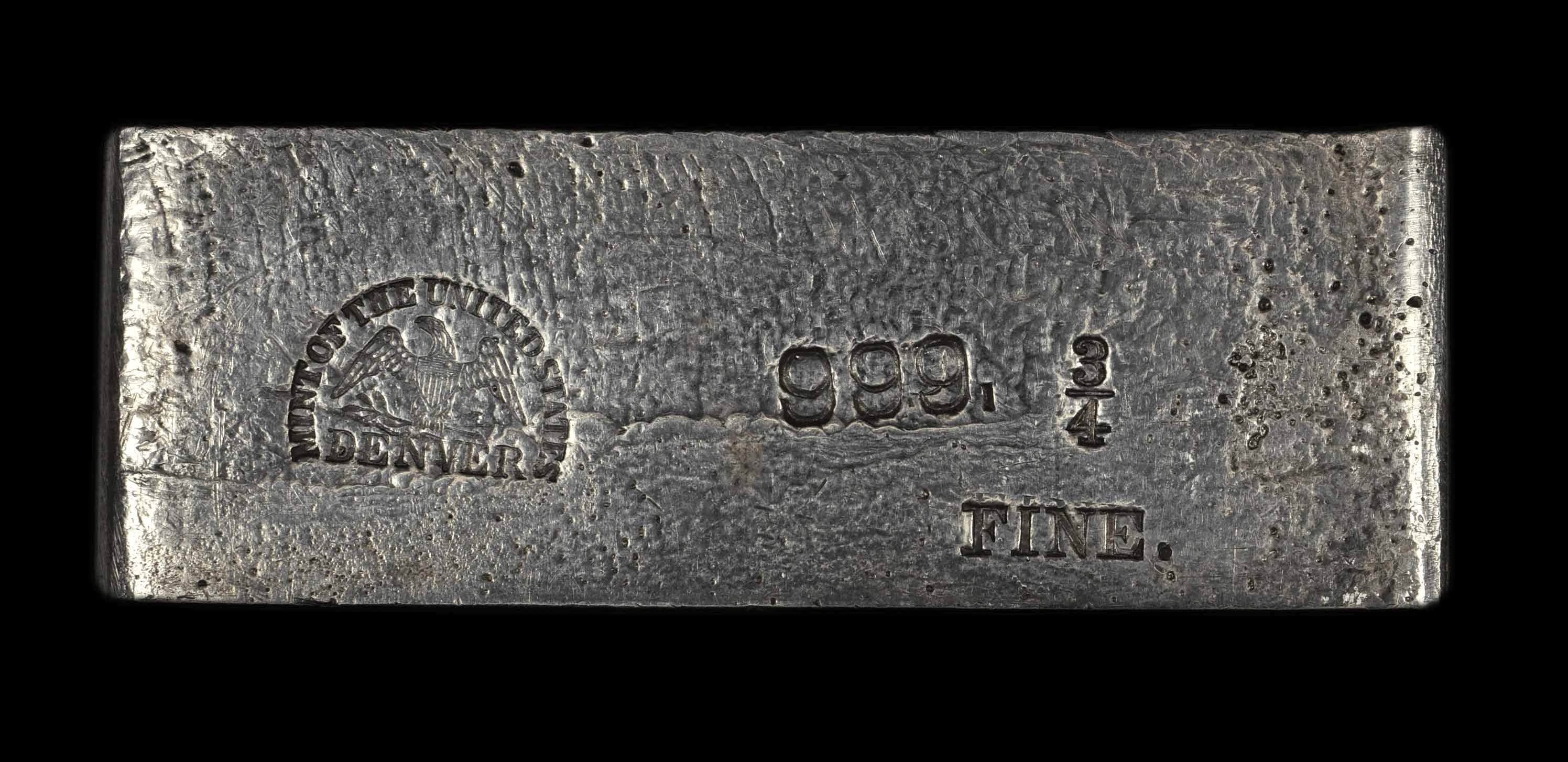 Undated U.S. Mint Denver 11.64 ozs (o)