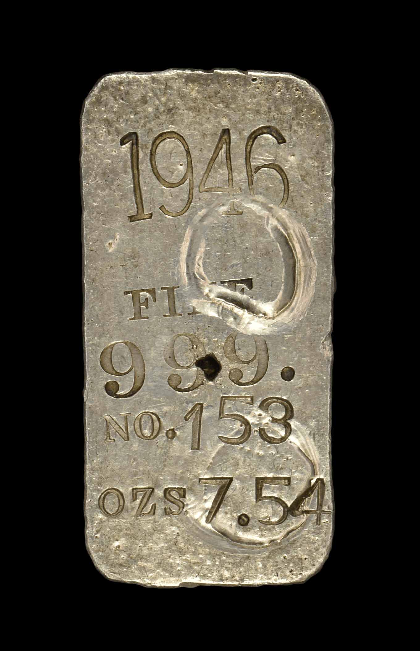 1946 U. S. Mint Philadelphia No. 153, 7.54 ozs (r)