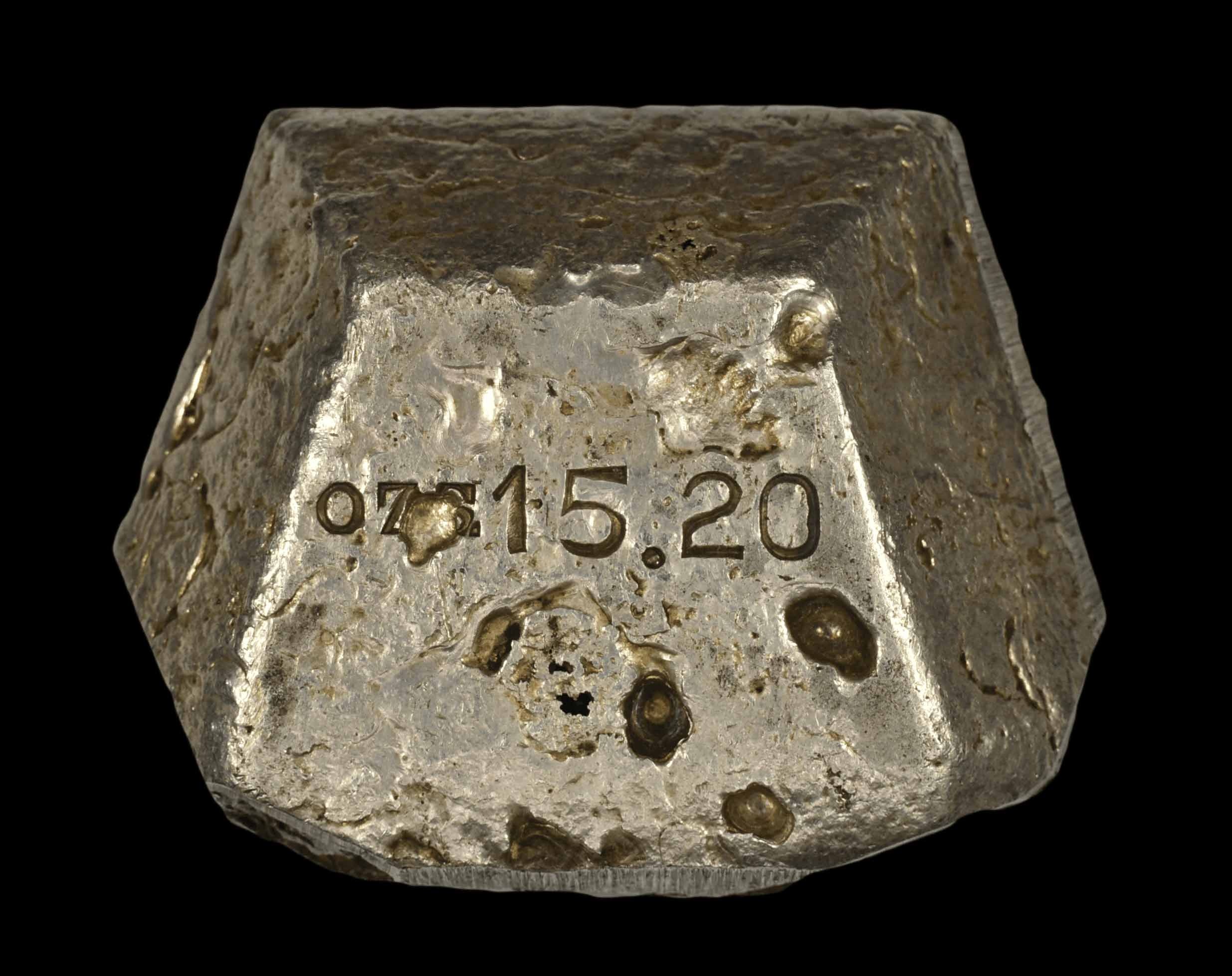 Undated U.S. Mint Philadelphia No No. 15.20 ozs (r)